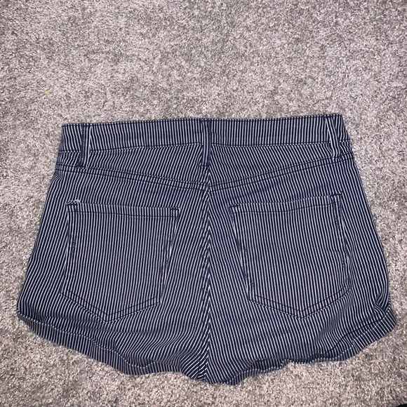 H&M Dark Blue High Waist Jean shorts size 4 - Picture 7 of 7